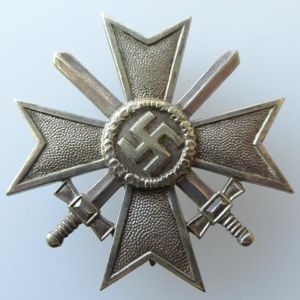 1st CLASS WAR MERIT CROSS WITH SWORDS