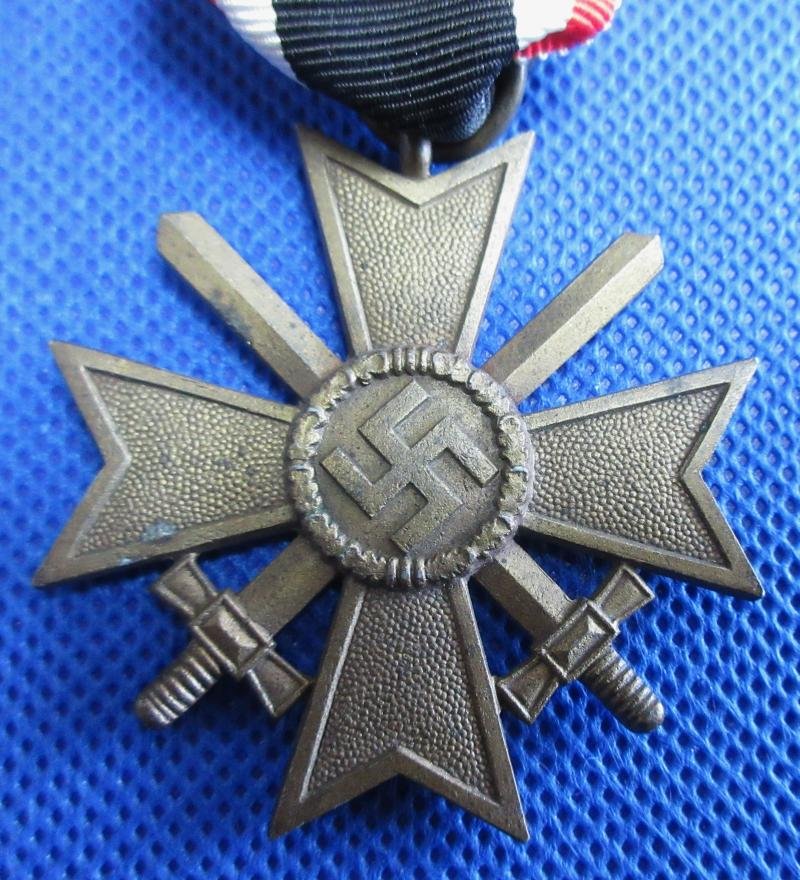 2nd CLASS WAR MERIT CROSS with SWORDS maker marked — image 3