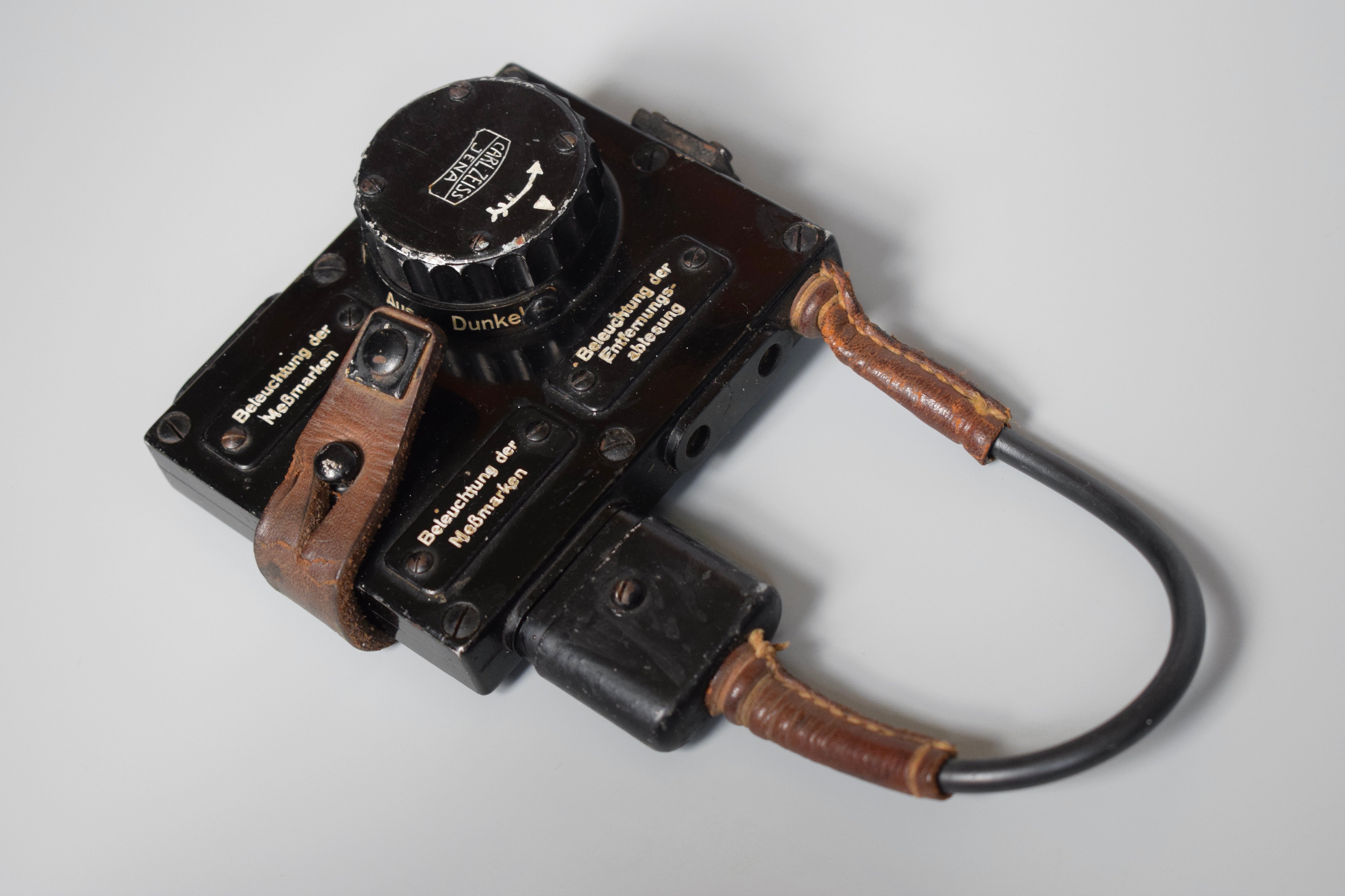 EM36 optic dimmer switch 'Carl Zeiss Jena' — image 3