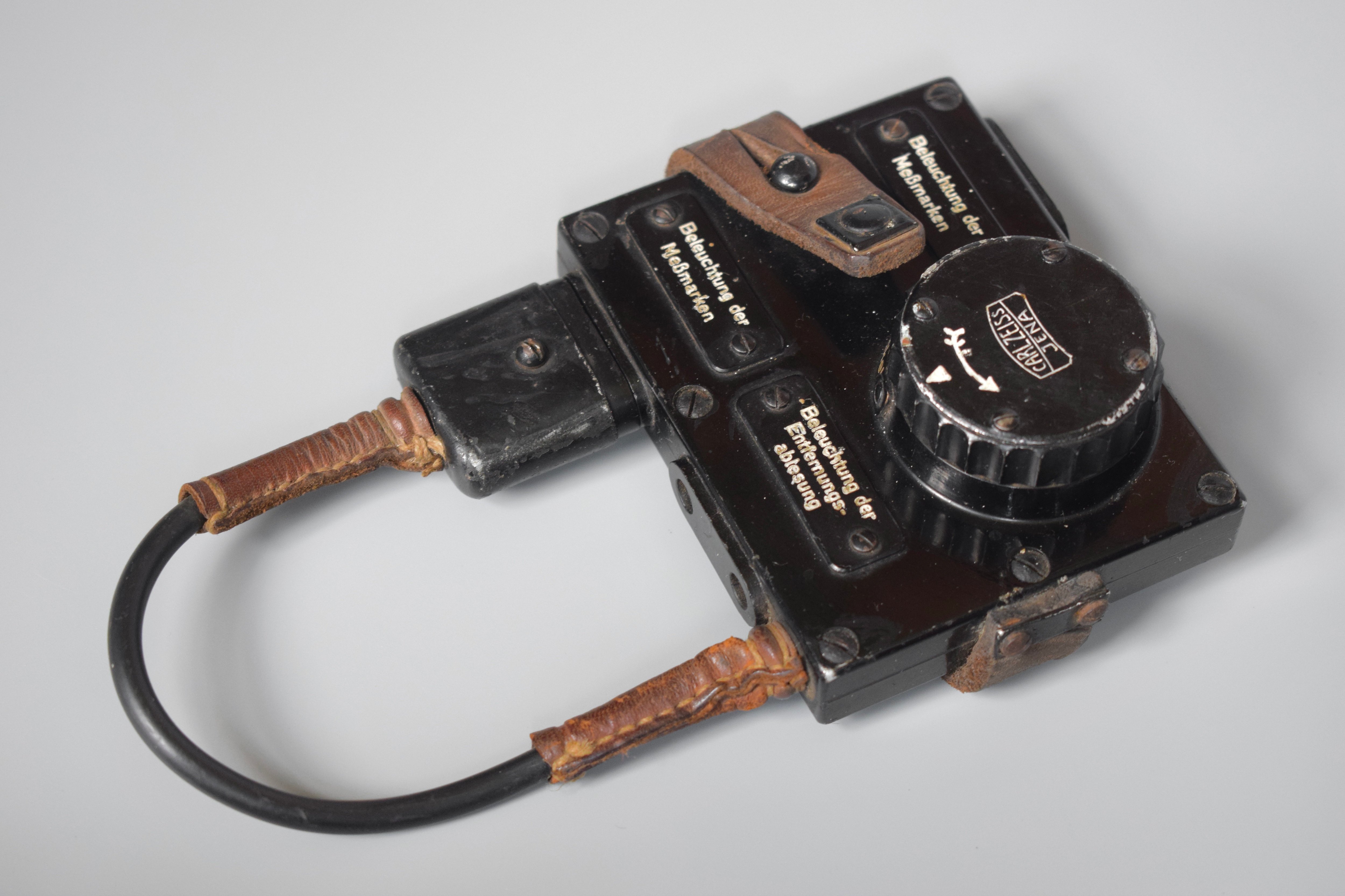 EM36 optic dimmer switch 'Carl Zeiss Jena' — image 4