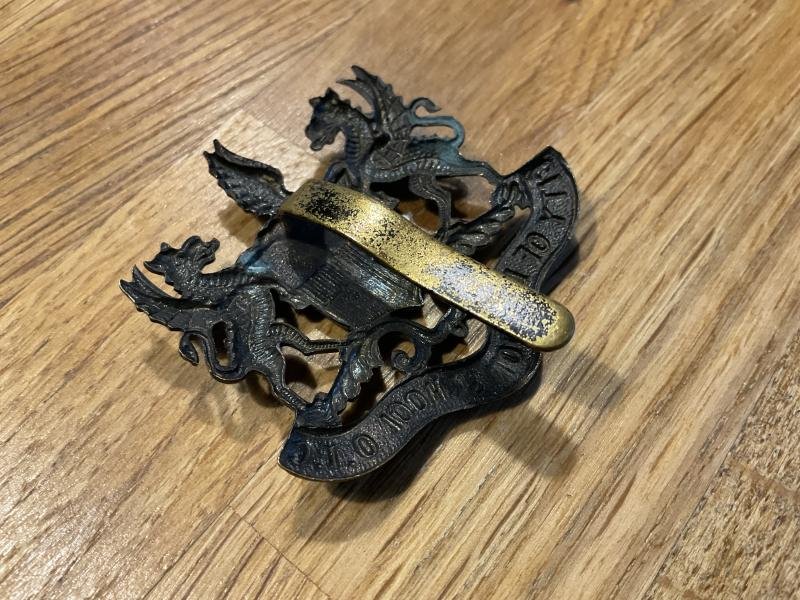 Pre 1948 City of London School O.T.C cap badge. — image 3