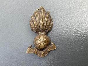 WW1 N.Z.A officers collar/ field service cap badge by Firmin.