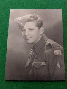 CHESHIRE REGIMENT / M.G BATTALION 80th DIVISION PHOTOGRAPH