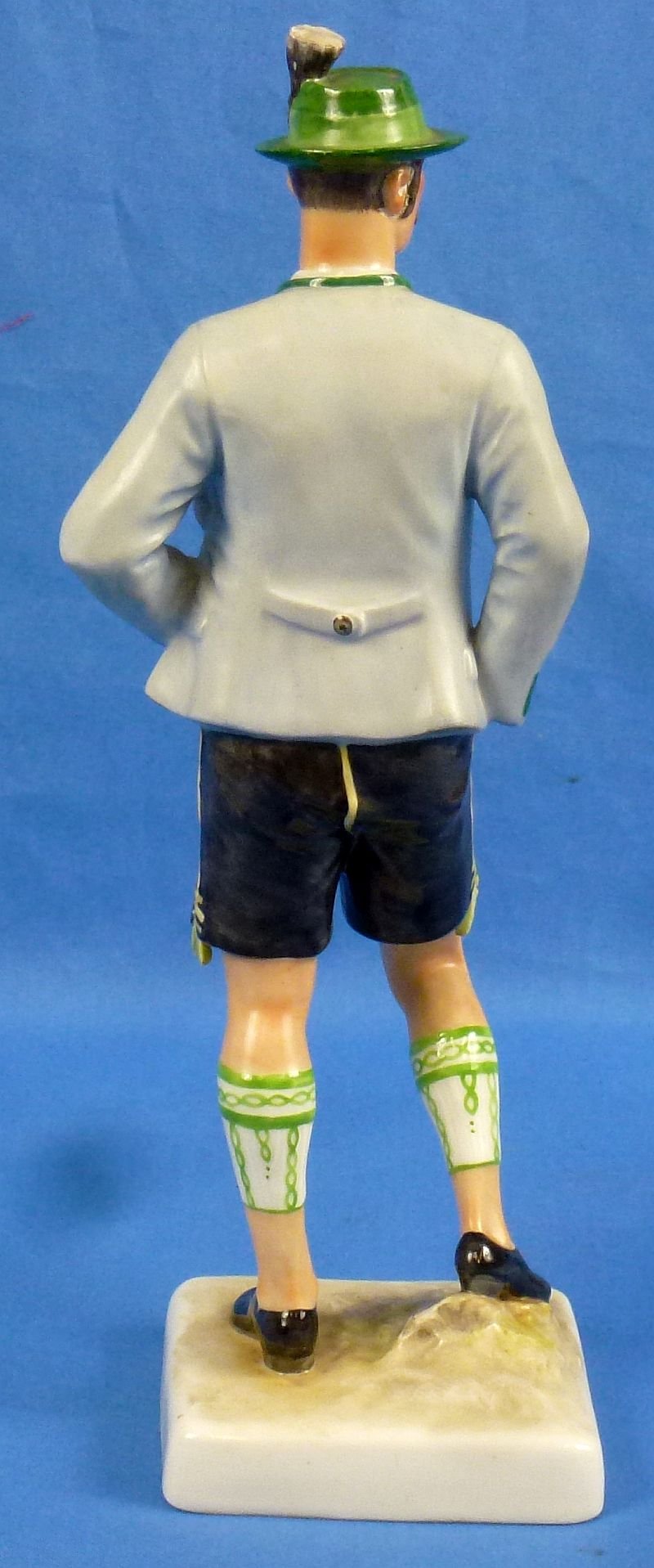 A Pair of SS Allach Porcelain 'Bavarian Peasants' Figurines — image 5