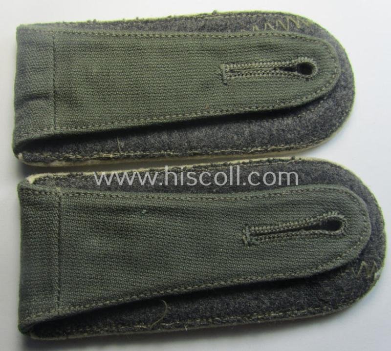 Pair of early-period- (ie. 'Reichswehr'), WH (Heeres) 'cyphered' NCO-type shoulderstraps, as executed in neat 'rib-cord'-like linnen as was specifically intended for a: 'Feldwebel des Infanterie-Rgts. 11' — image 3