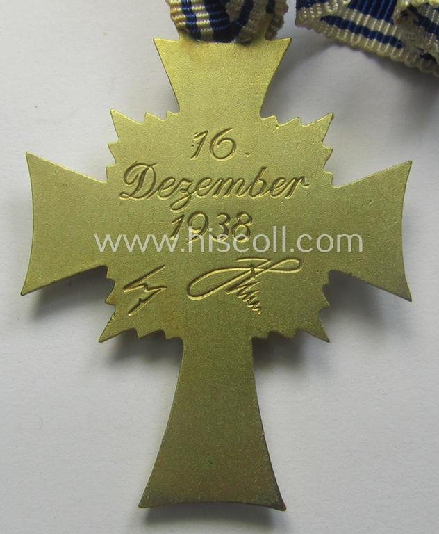 'Ehrenkreuz der deutschen Mutter - erste Stufe' (or mothers'-cross in gold) that comes stored in its original and/or neatly maker- (ie. 'Forster & Graf - Schäb. Gmünd'-) marked etui as issued and/or recently found