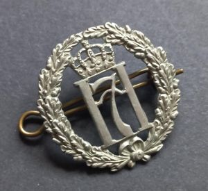 A trully superb - British made - Norwegian NORGE shoulder title