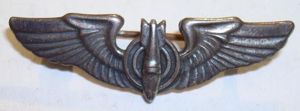WWII BOMBARDIER'S WING  1 3/8 INCH SIZE