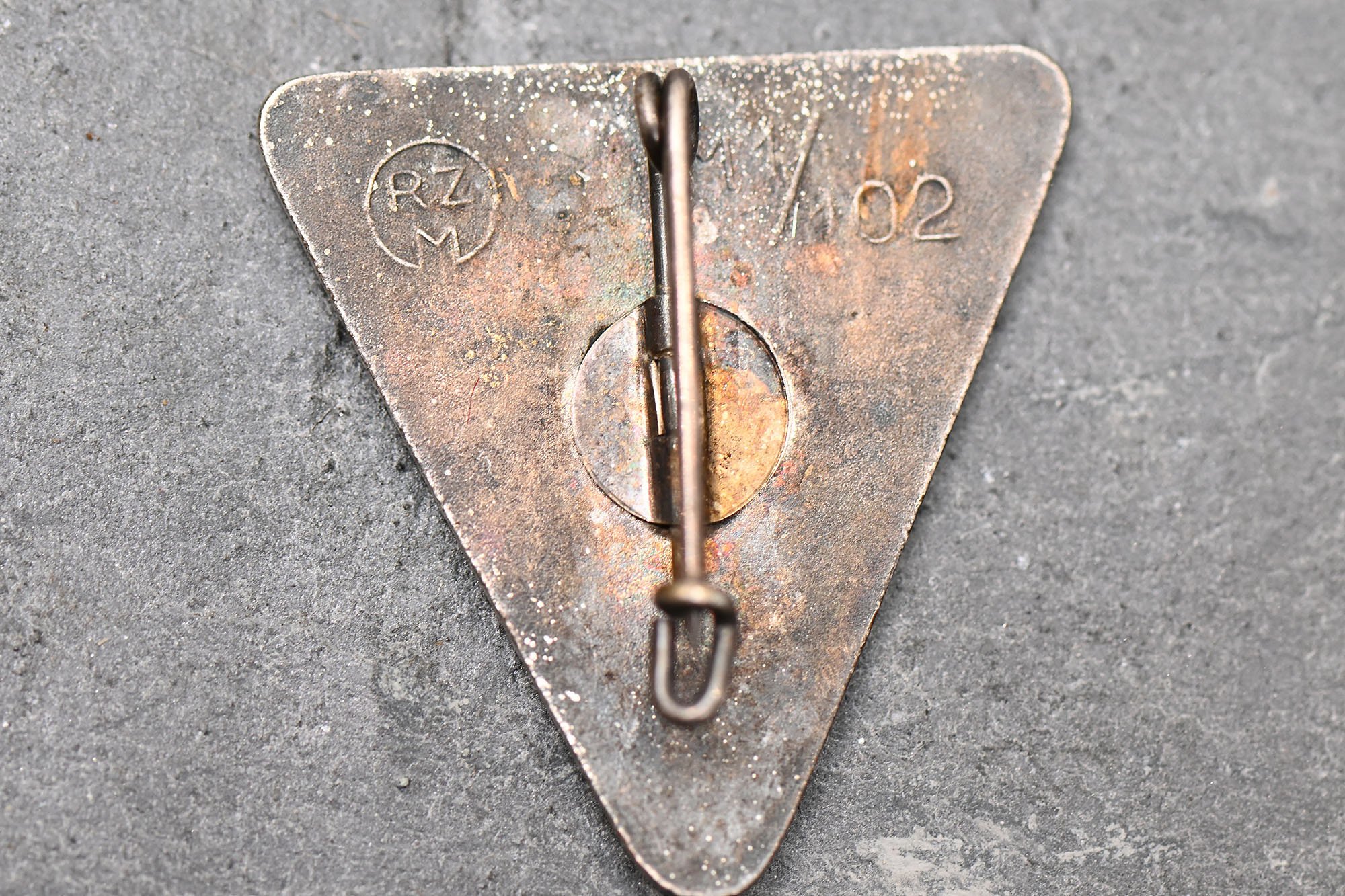 Deutsches Frauenwerk member badge