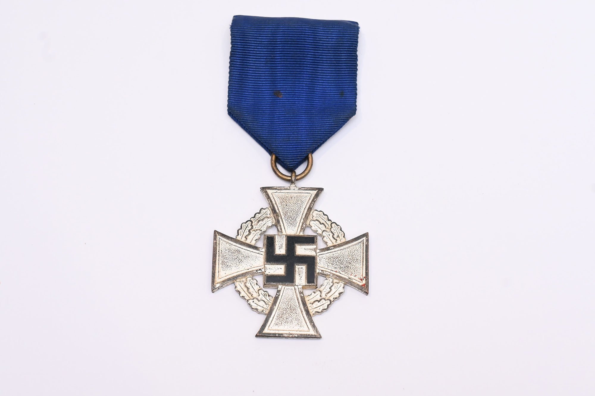 25 years of faithful service medal