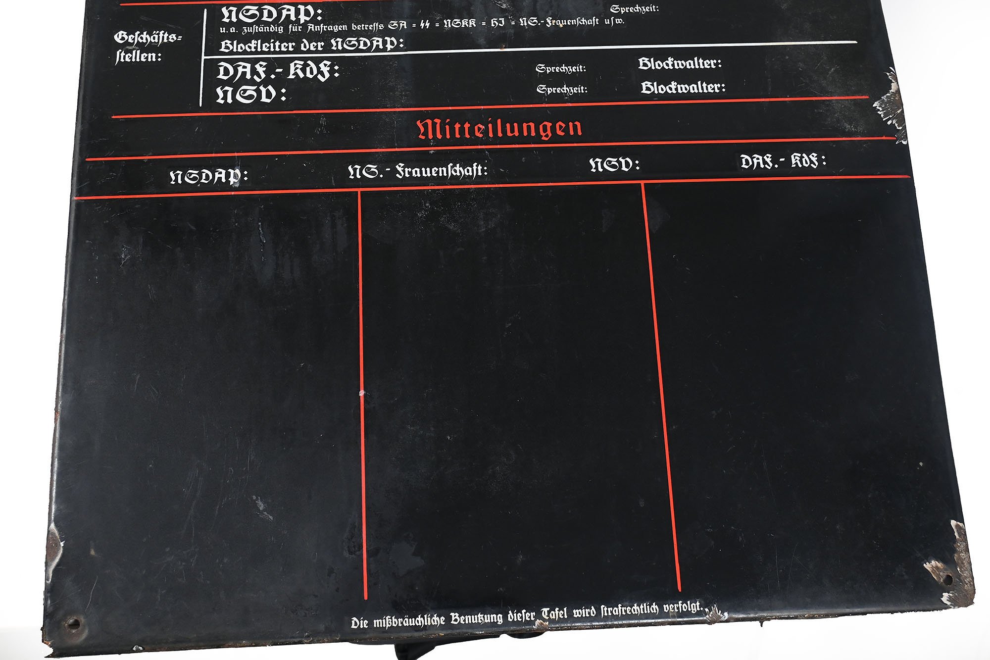 enamel sign here spricht die nsdap
