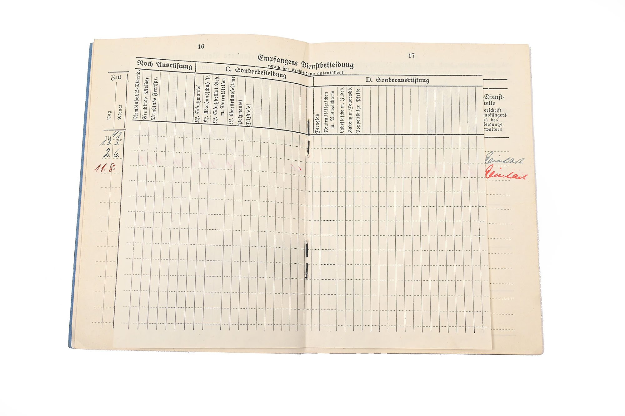 Luftschutz-Dienstbuch with extra paper