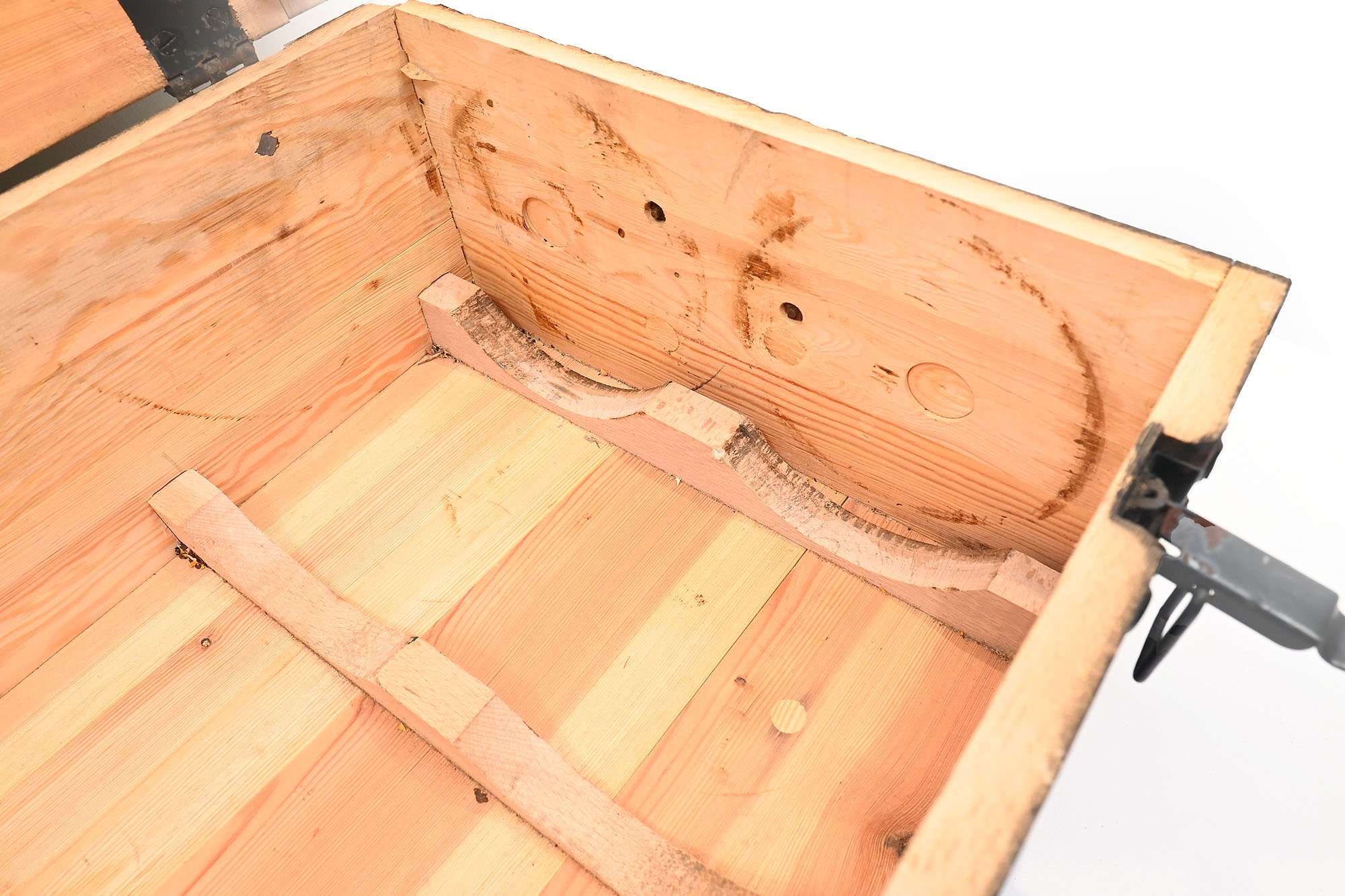 German box for Russian 15.2 cm sleeves.