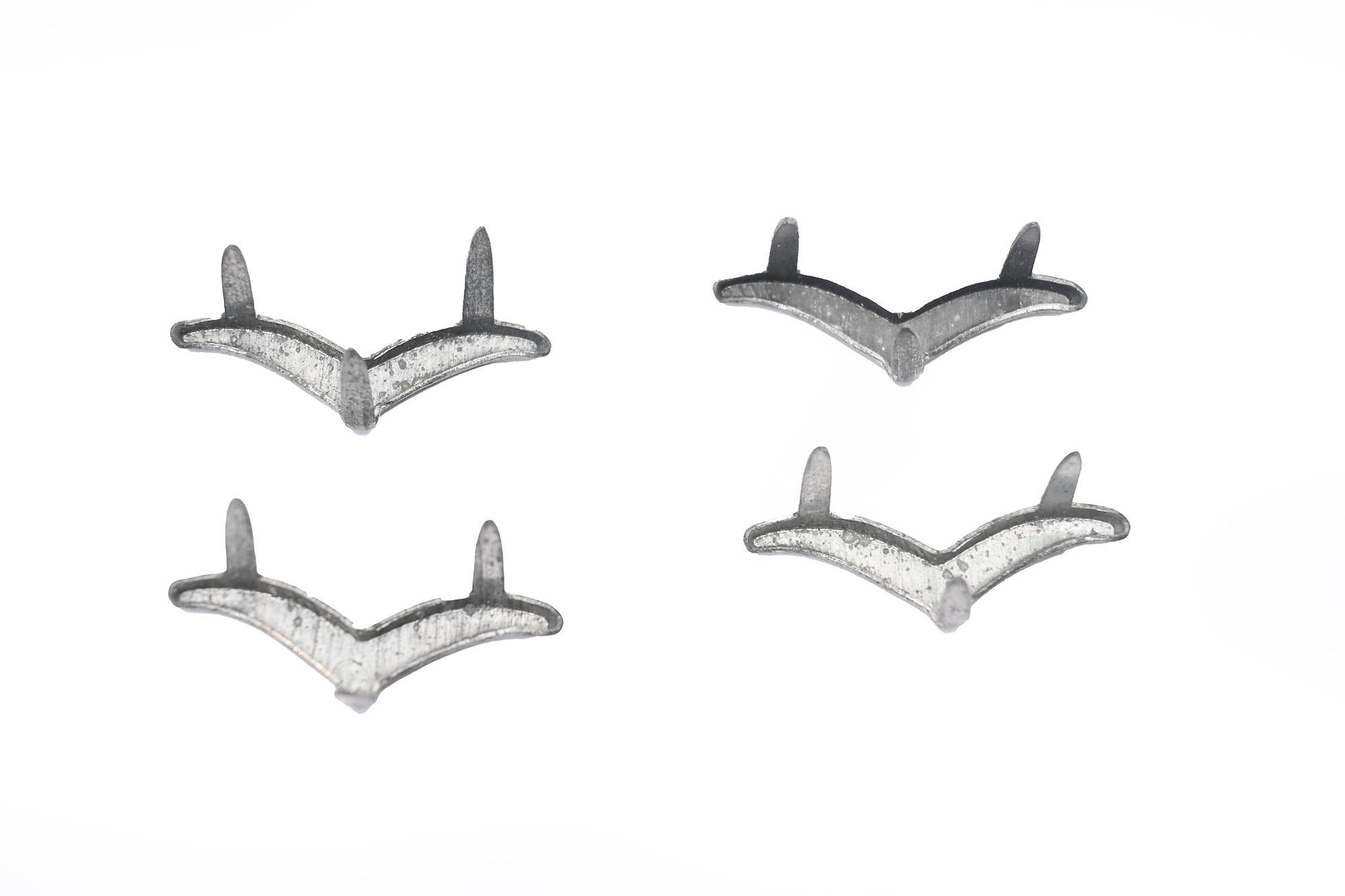 Luftwaffe wings for the collar mirrors