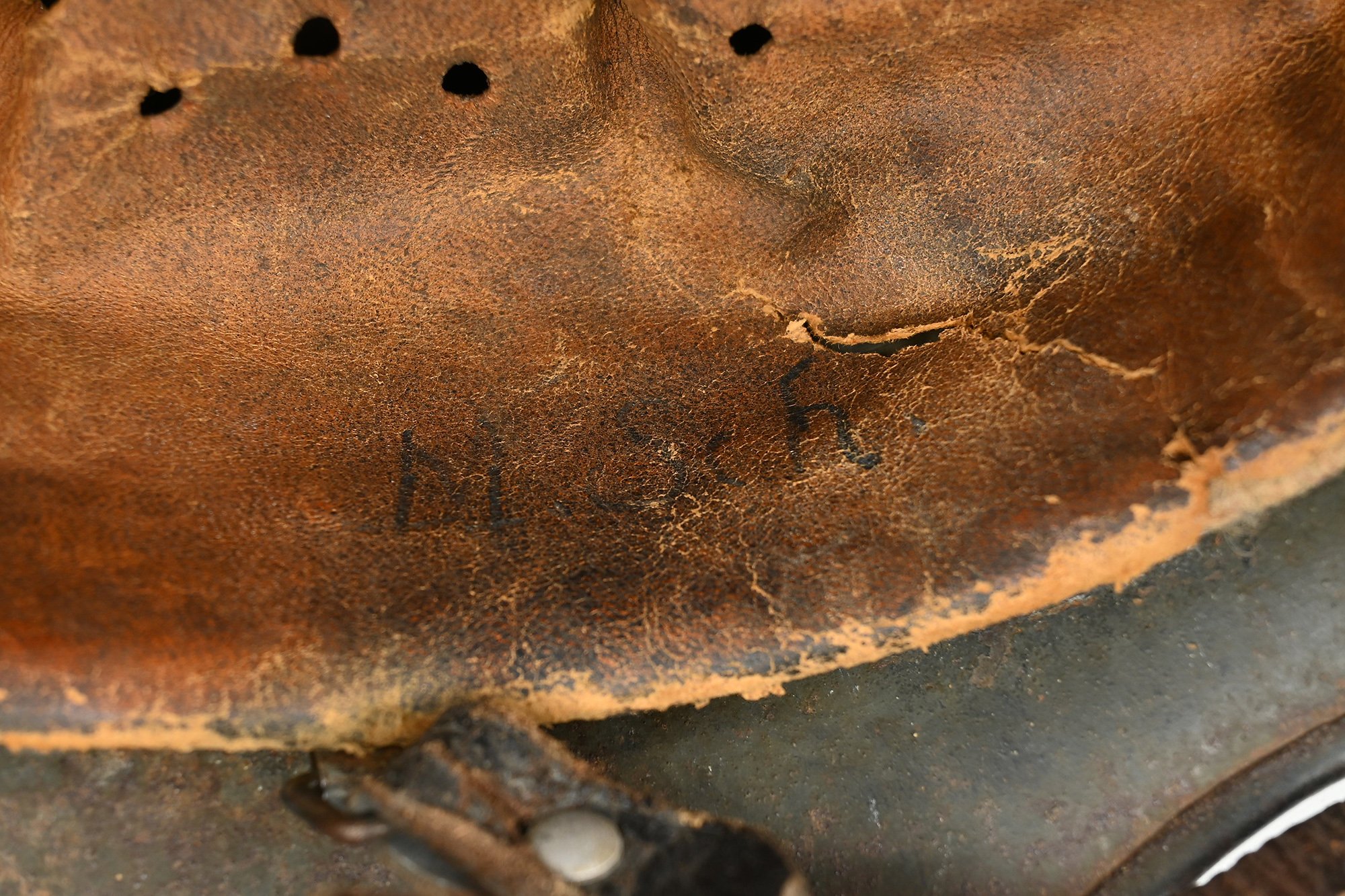 m35 reisseud helmet. camp wine