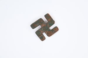 WHW tiny swastika