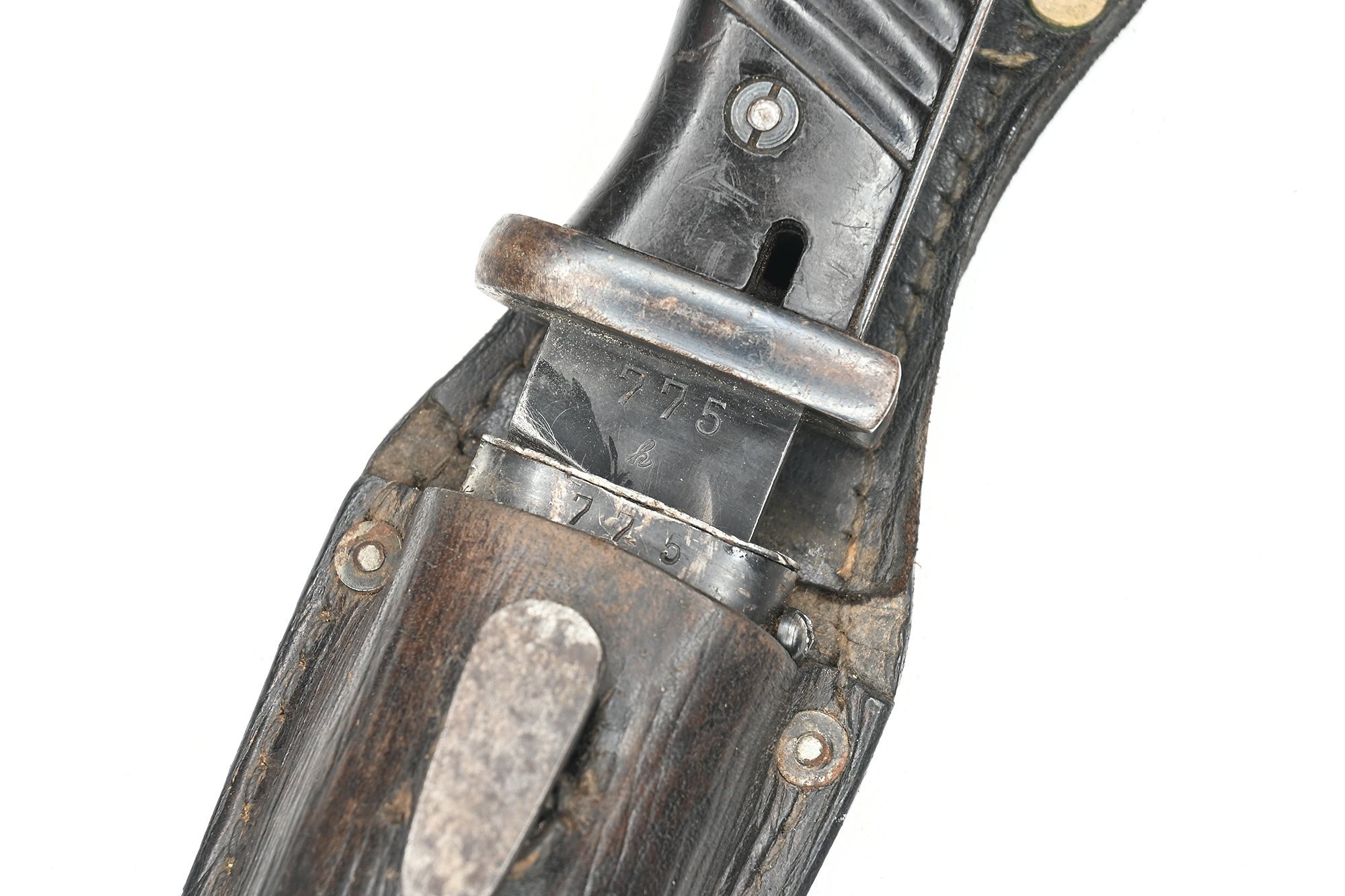 no. equal k98 bayonet with frog