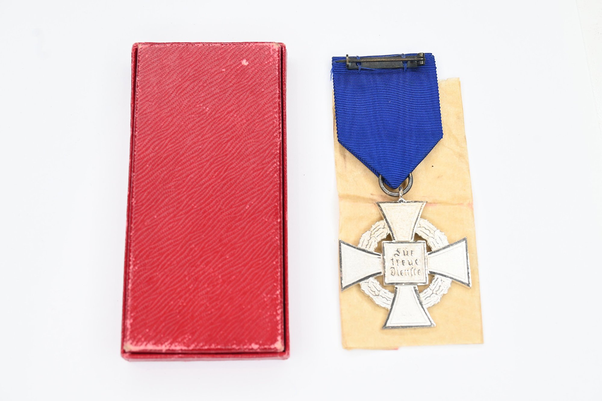 25 year anniversary service medal in box