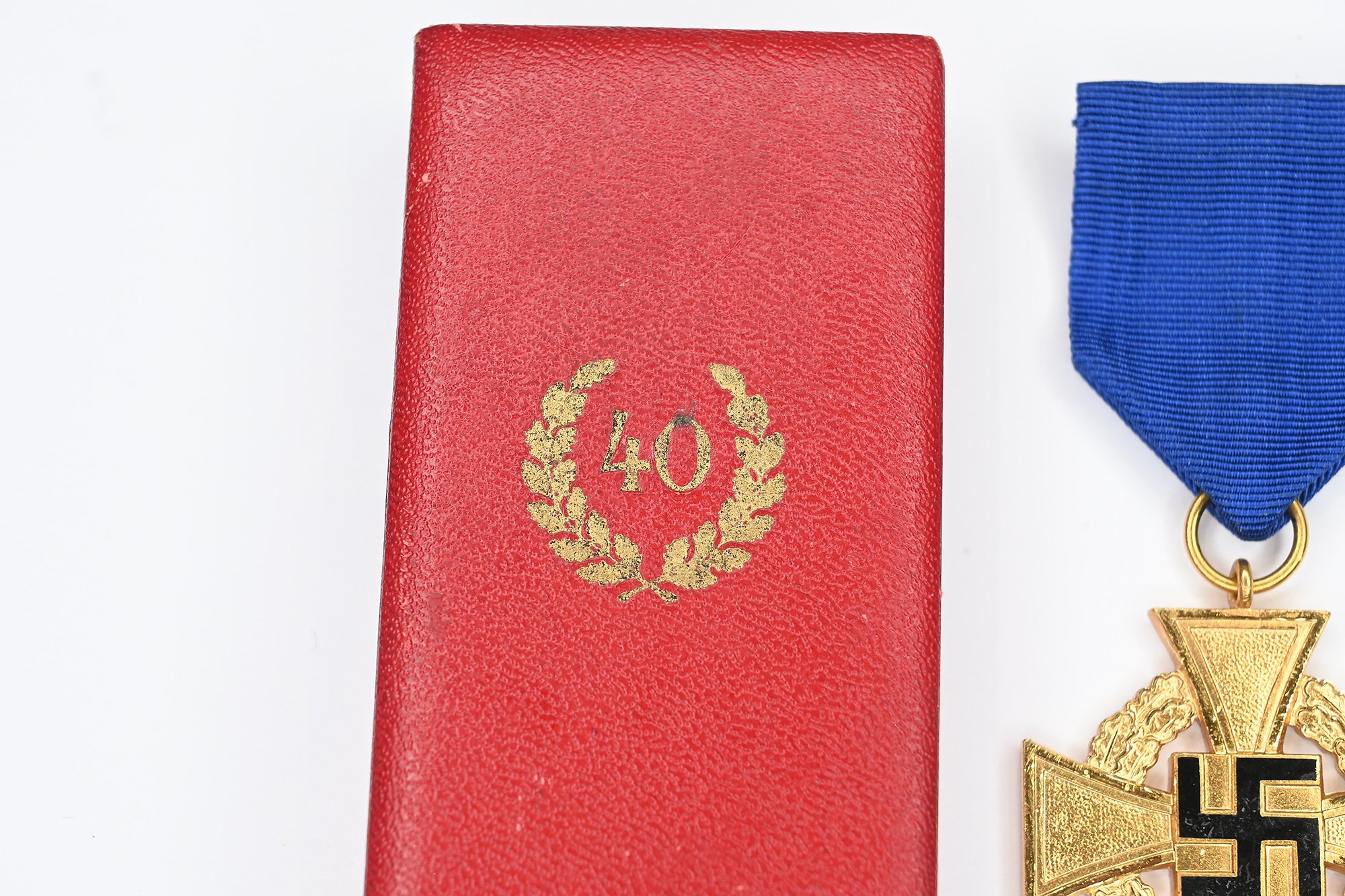 40 jahre mourning service medal in box