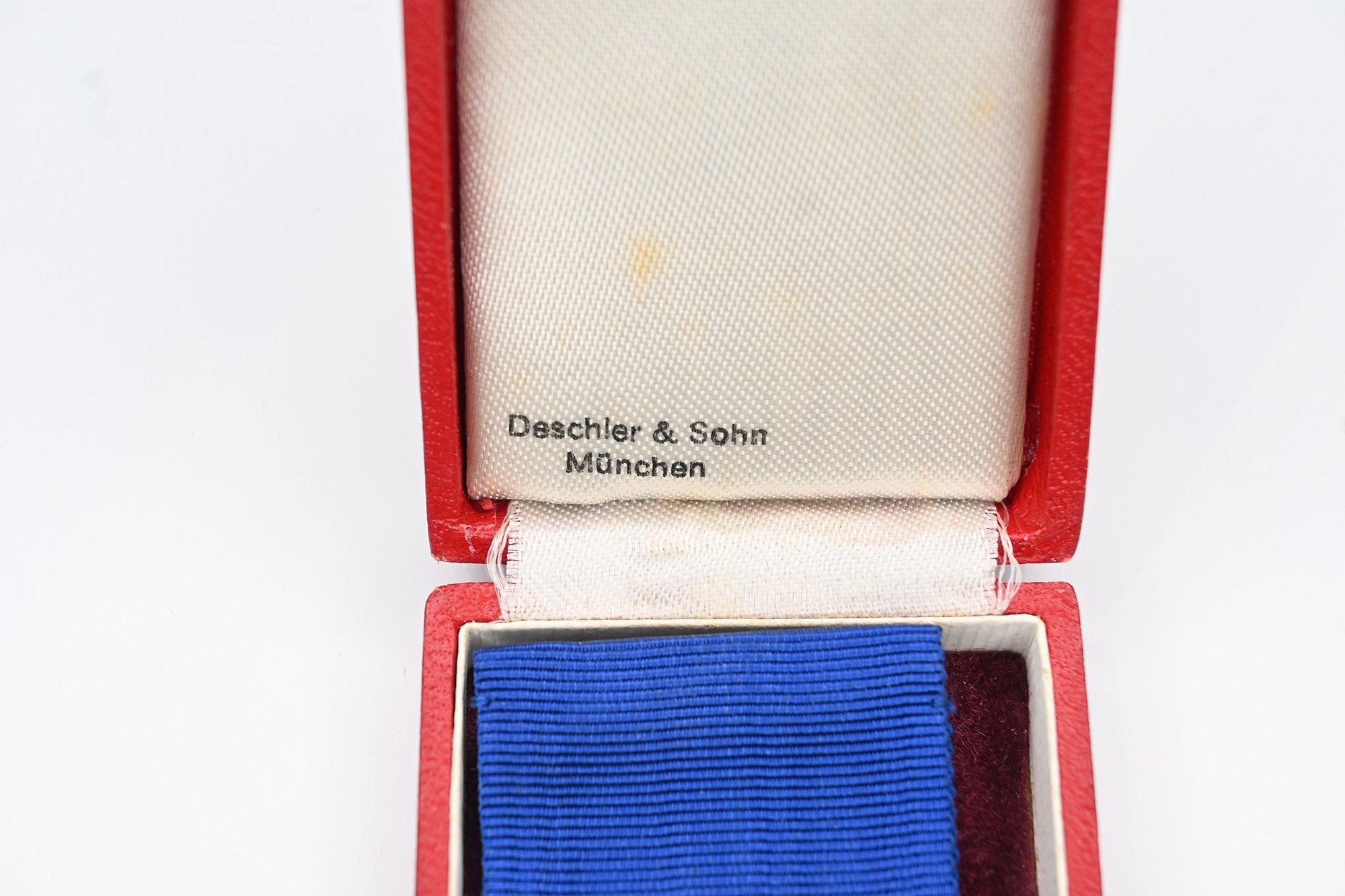 40 jahre mourning service medal in box