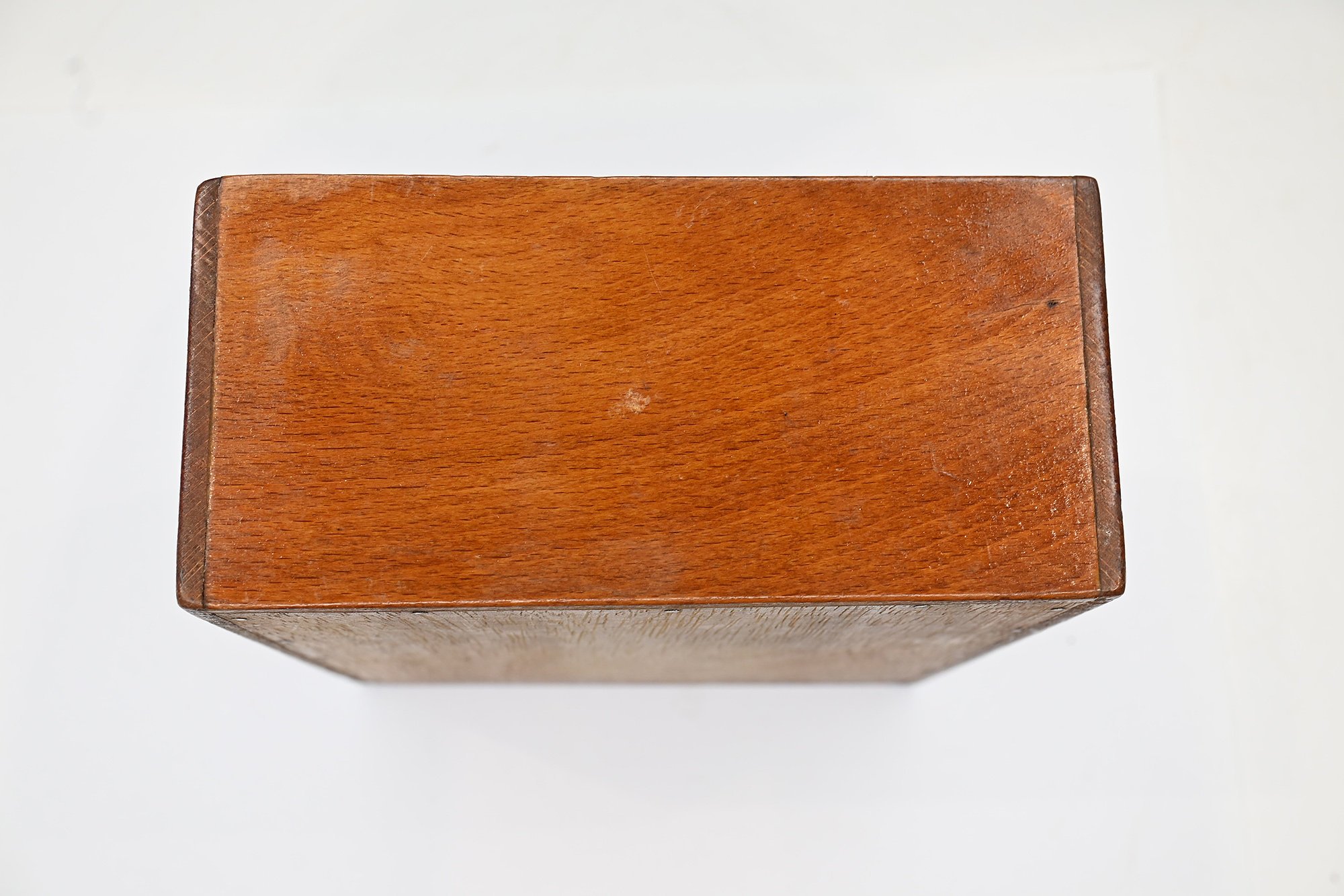 German vet art wooden box