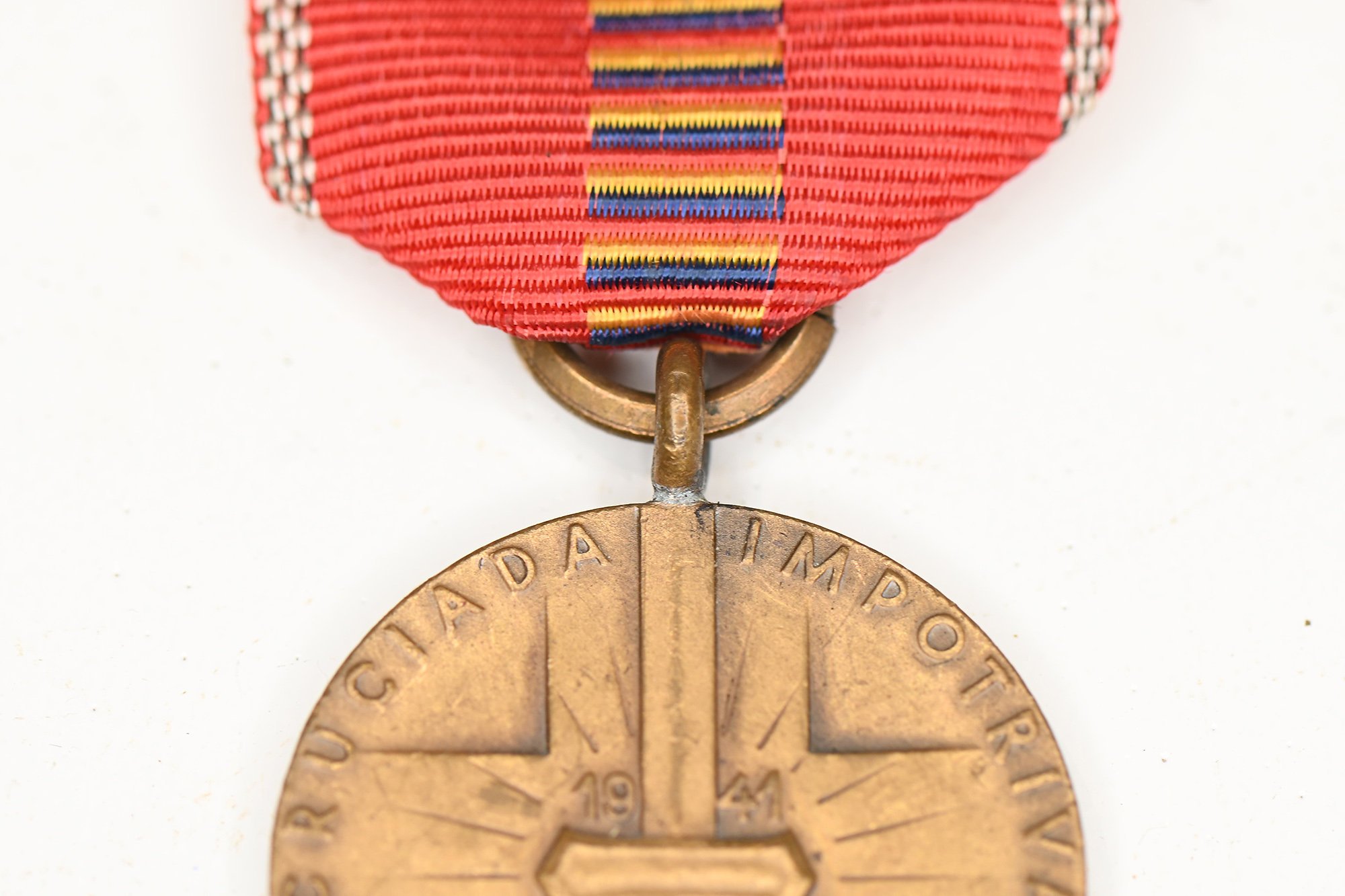 to receive the communism medal