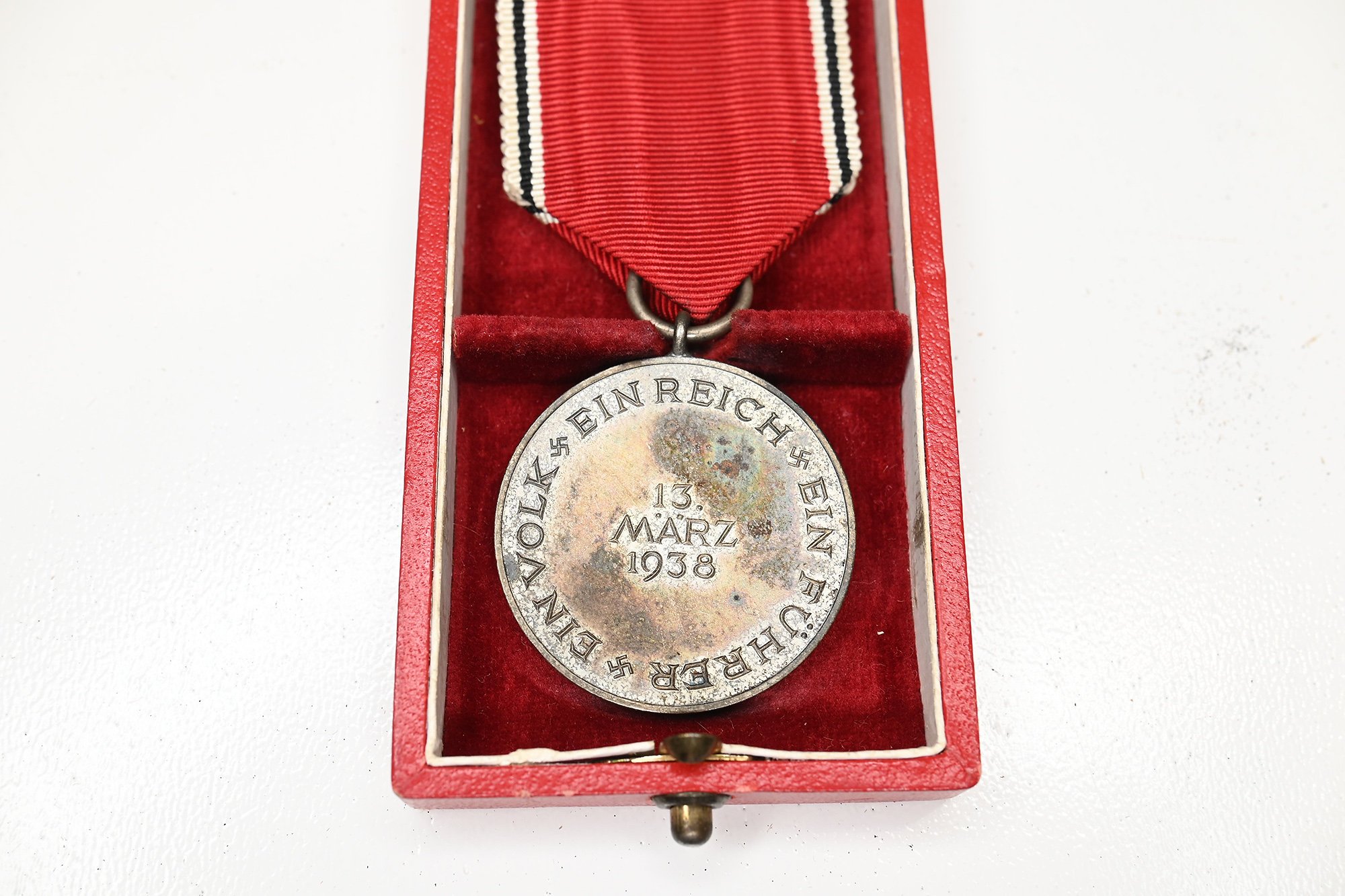 Medaille zur Erinnerung an den 13. März 1938+division emblem