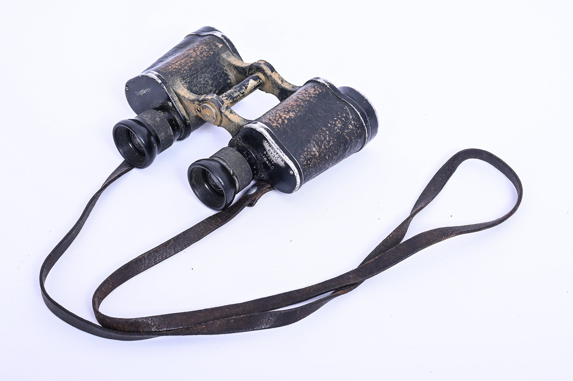 service glass ww2