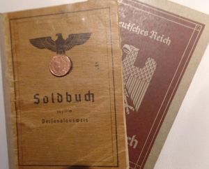 Soldbuch - WH (Heer) - Panzergruppen-Nachrichten-Regiment 10 - Panzergruppe Afrika - Sohn