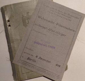 Wehrpaß / drivers-license - WH (Heer) - pioneer - Hitziger