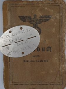Soldbuch / I.D. disk WH (Heer) - 5.Pz.Div. - Kierst