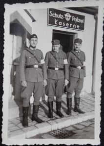 'Schutz-Polizei' picture