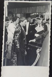 Wedding picture postcard - Alix Kloenne - SS Standartenführer