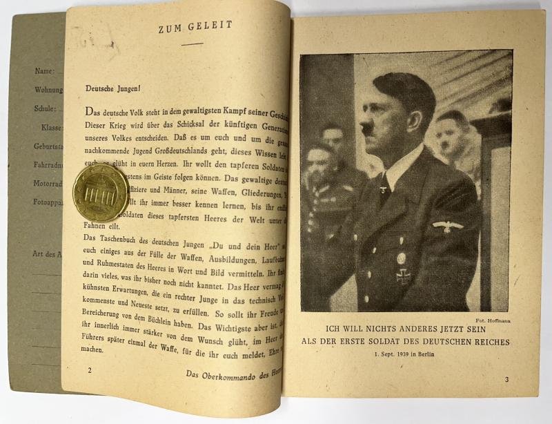 Period booklet - 'Du,und dein Heer' (you,and your army) - 1943