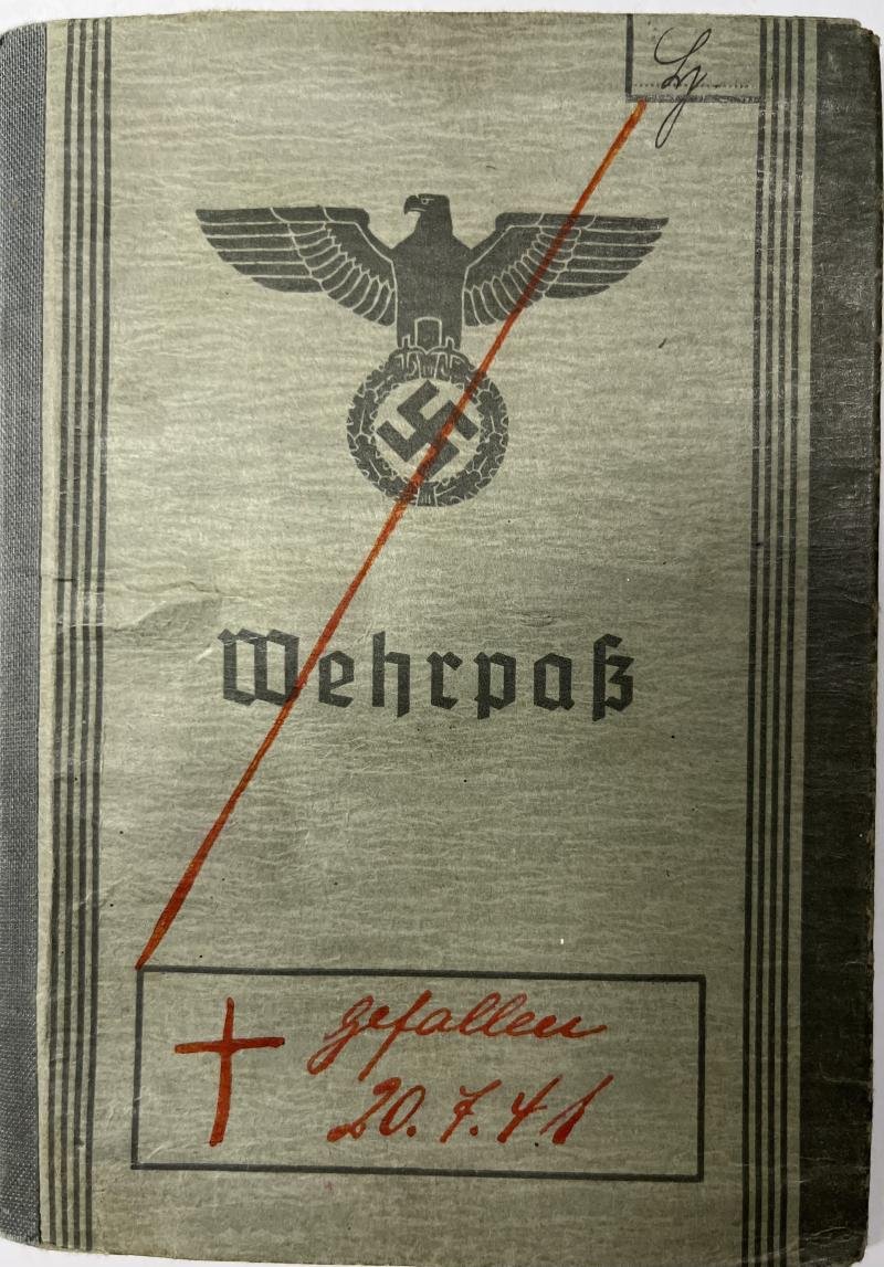 Wehrpass / photos - WH (Heer) - Stug.Abt.203 - Hälm