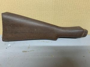 ..LEE ENFIELD No4 BUTT LONG BRANCH, CANADIAN MARKED UNUSED, MAY HAVE SOME STORAGE MARKS.