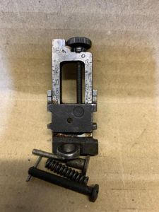 LEE ENFIELD No4 MK1 SINGER TYPE MILLED REAR SIGHT. GOOD WORKING ORDER WITH GOOD CLICKS