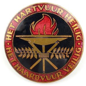 NSVO 'Het hartvuur heilig - Het haardvuur veilig' Badge