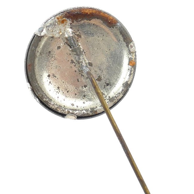 Early Patriotic 'Adolf Hitler' Pin — image 3