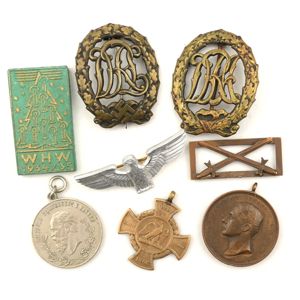 Small lot of Medals