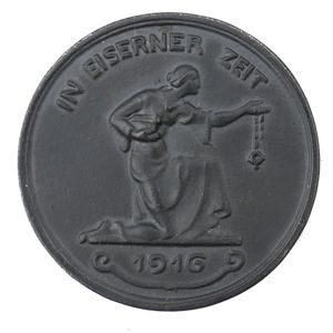 WW1 'In Eiserner Zeit' 1916 Table Medal