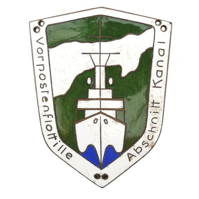 Kriegsmarine 'Vorpostenflottille Abschnitt Kanal' Cap Badge — image 2