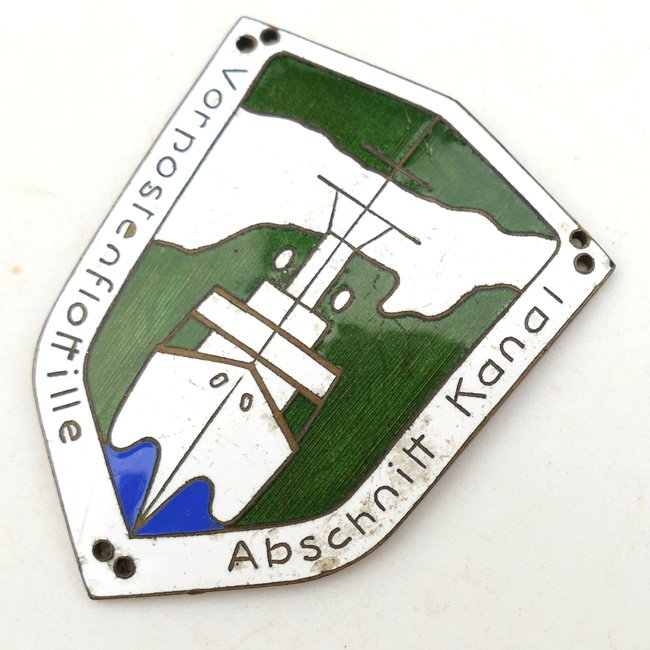 Kriegsmarine 'Vorpostenflottille Abschnitt Kanal' Cap Badge — image 3