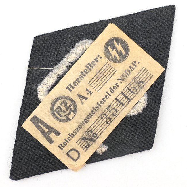 SD 'Sicherheitsdienst' Sleeve Diamond with RZM Label — image 3