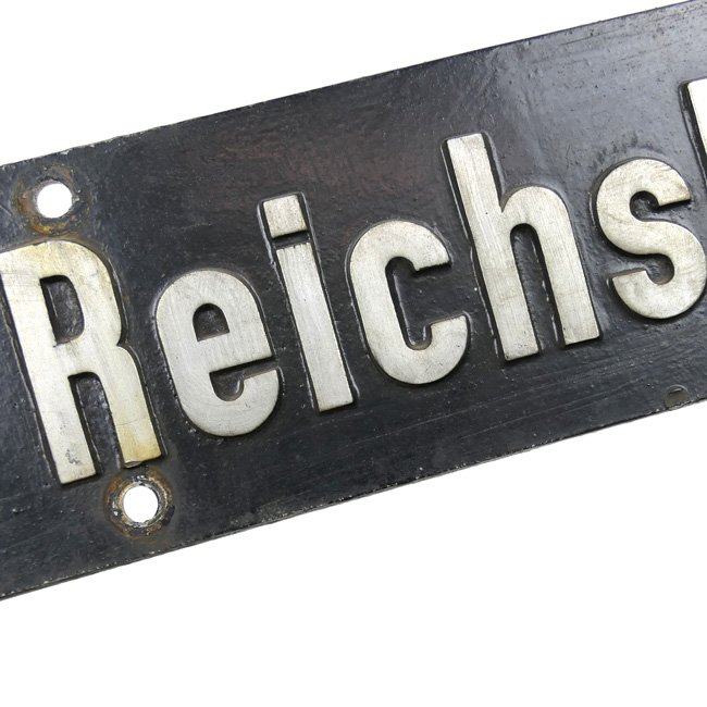 German 'Deutsche Reichsbahn' Wagon Sign — image 3