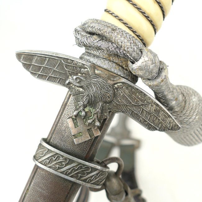 Luftwaffe Officer's Dagger with Hangers and Portepee — image 3