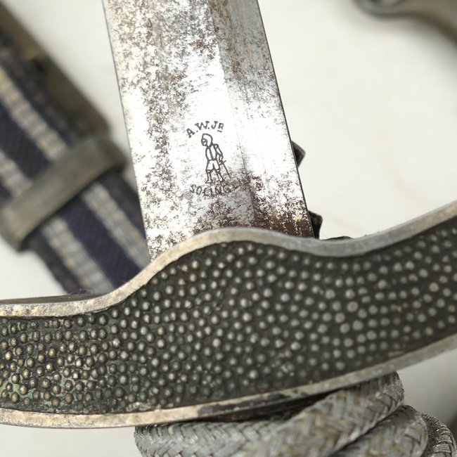 Luftwaffe Officer's Dagger with Hangers and Portepee — image 8