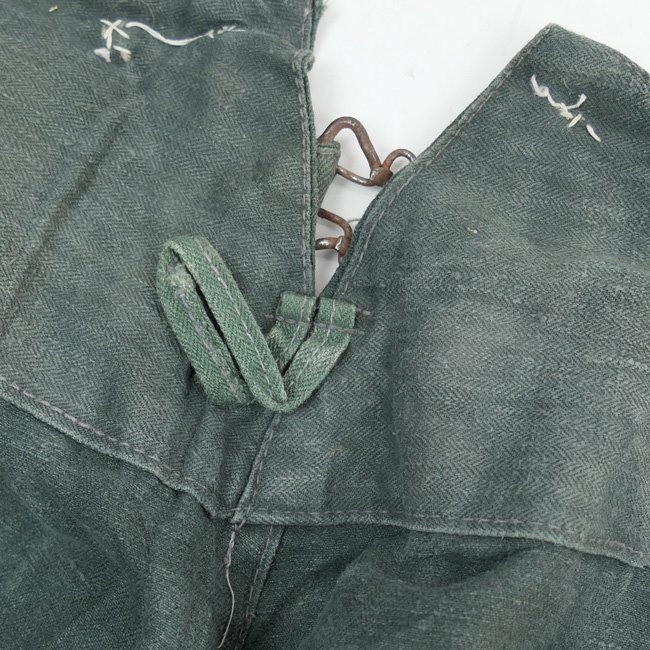 WH (Heer) 'Drillich' Combat Trousers — image 9