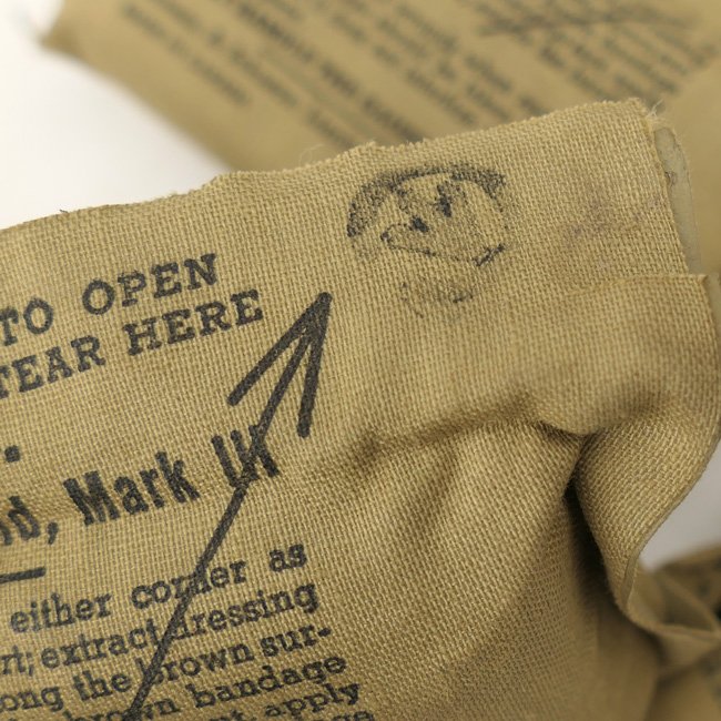 Canadian Mark III First Field Dressing 1943 — image 3