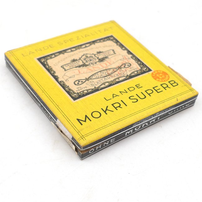 German 'Lande Mokri Superb' Cigarettes Package